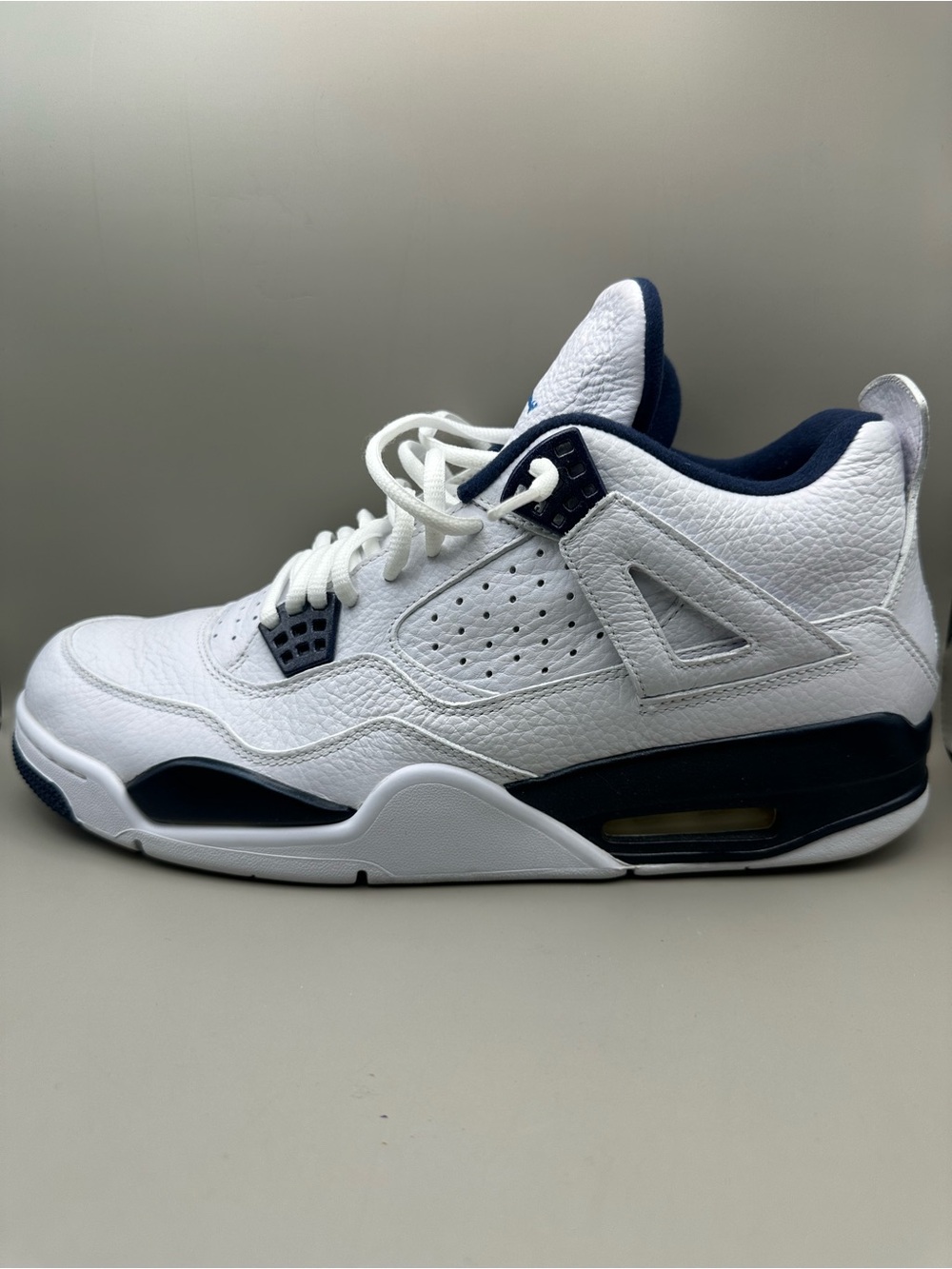 Jordan 4 “Columbia” sz 12m